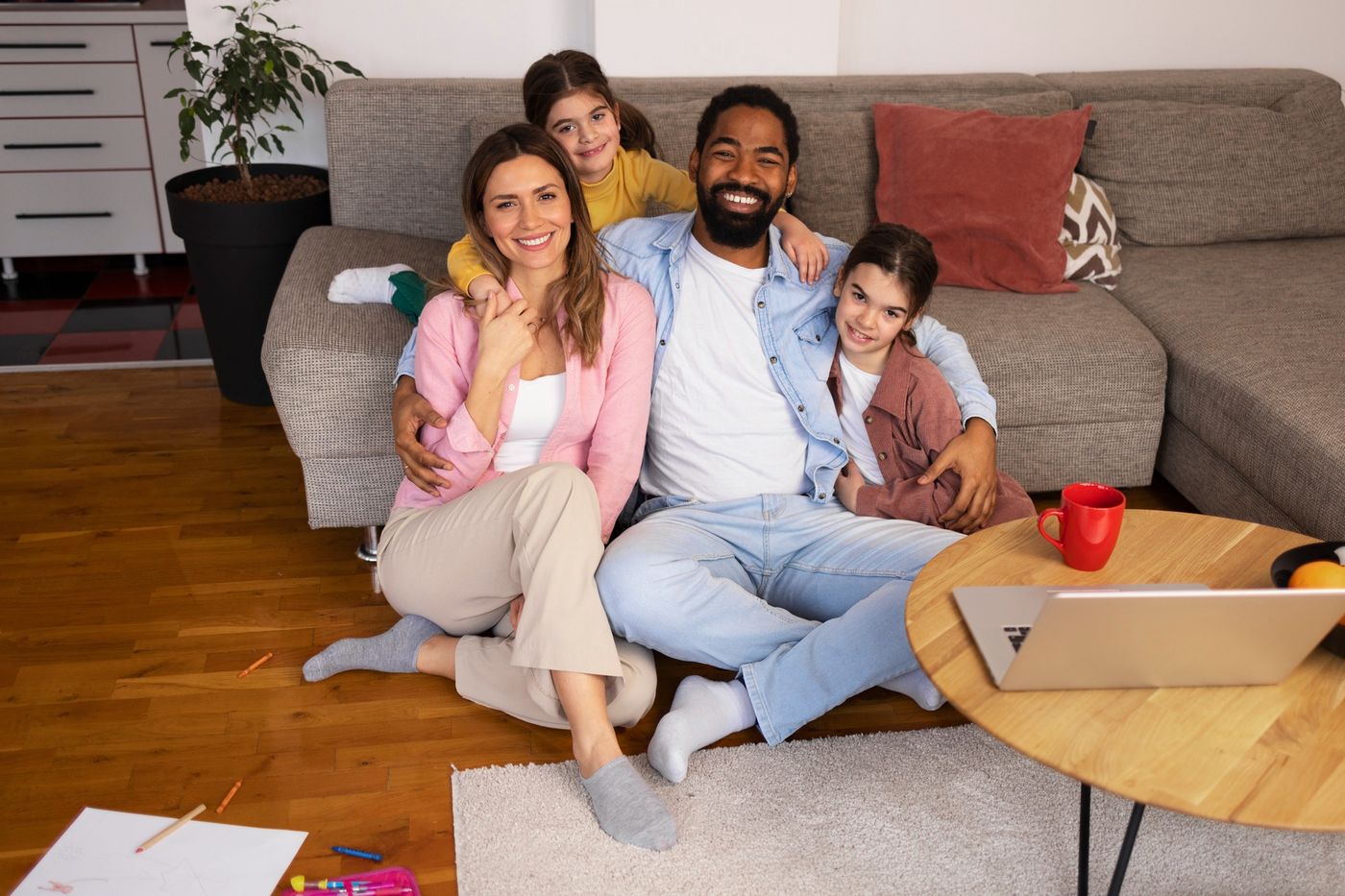Familia disfrutando de tranquilidad con la cobertura de salud de Digerso Group